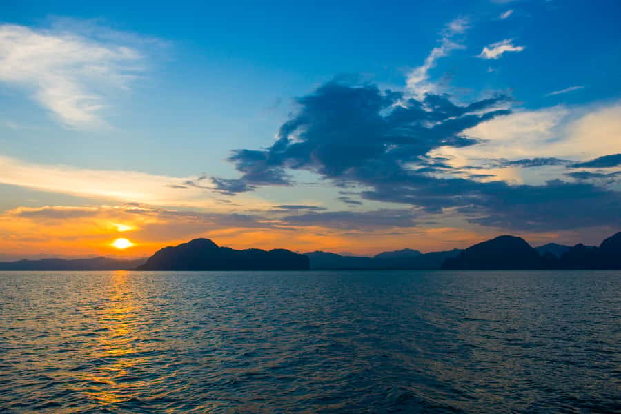 Phuket: James Bond Island Luxury Sunset Cruise - Yai Island: swim, lounge, and do less