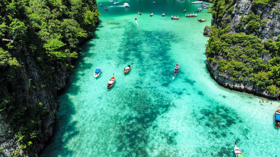 Phuket: Maya, Phi Phi, and Bamboo Island with Buffet Lunch - Phi Phi Don Lunch: The Buffet, the Halal Option, and the Pace of Island Food