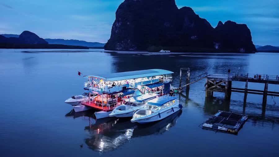 Phuket: Phang Nga Bay Bioluminescent Plankton and Sea Canoes - Ko Hong Sea Canoeing: Hidden Lagoons Close Up