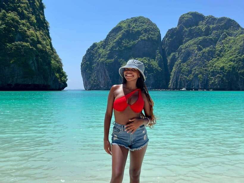 Phuket: Phi Phi Islands and Maya Bay Day Trip with Lunch - Maya Bay Time: Stunning Views, Short Stops, and Crowd Reality