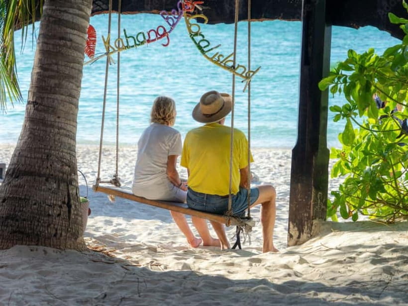 Phuket: Racha and Banana Beach by Speedboat with Lunch - Racha Island Morning: Patok Bay Snorkeling and the Floating-Jetty Walk