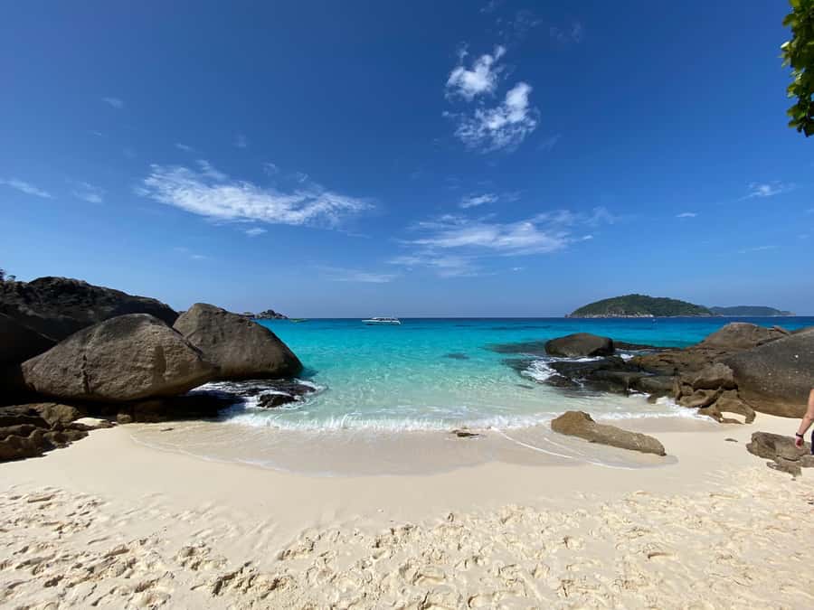Similan Islands Early-Bird Tour From Phuket and Khao Lak! - Honeymoon Bay picnic lunch and the Princess Bay nature trail