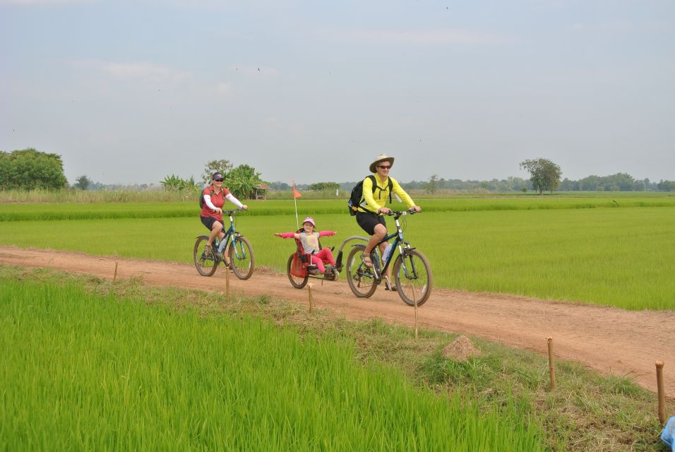 Sukhothai: Historical Park & Countryside Cycling Tour - Irrigation canals, rural villages, and the wood furniture factory stop
