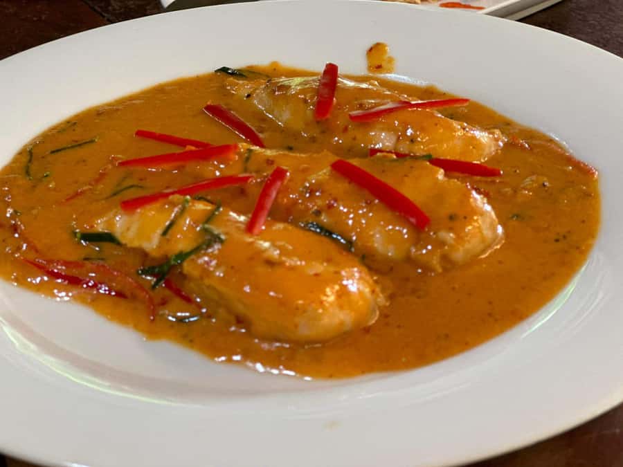 Thai cooking class &Market tour by Amazon Prime Series Chef. - Choosing dishes from a 30-item menu (and why it’s smart)