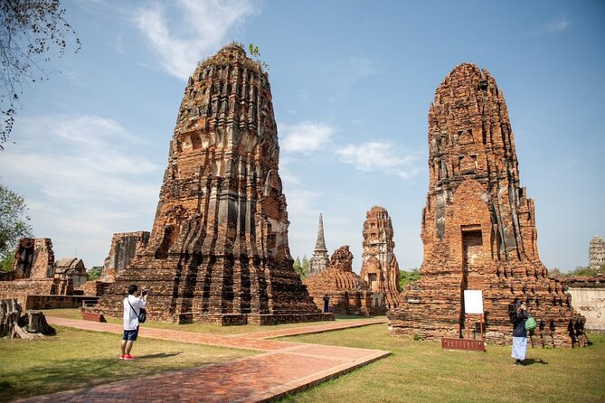 UNESCO's Ayutthaya Historical Park: Full-Day Tour from Bangkok - The Timing Game: How 11.5 Hours Feels on a Hot Day