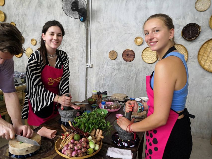 We Cook Thai Home Garden Cooking School - Cooking Class Setup: One Wok, Real Participation